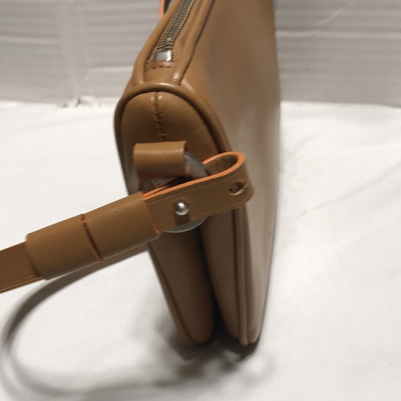 Ann Taylor mini leather handbag with top zipper - Picture 3 of 5